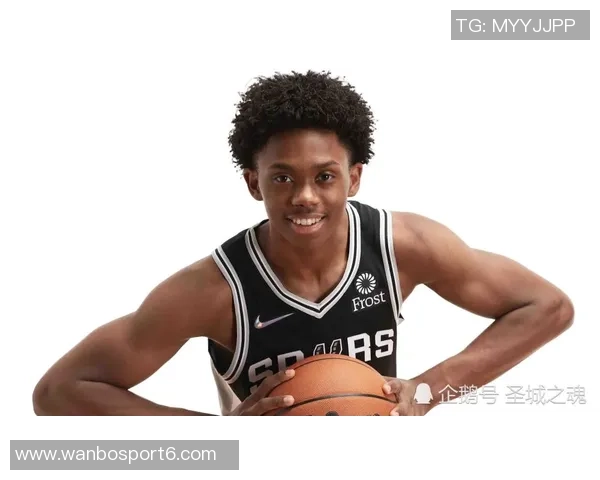 帕金斯对浓眉身材变化的看法:树立榜样保持良好体型的重要性 帕金斯对浓眉身材变化的看法:树立榜样保持良好体型的重要性