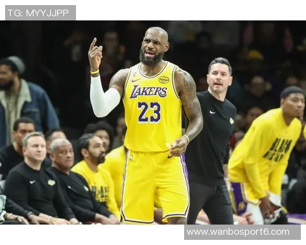 湖人本赛季第四节领先时保持全胜战绩展现强大实力